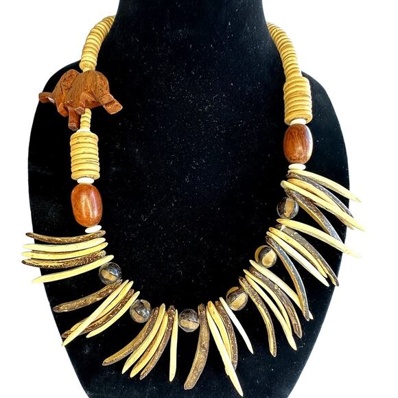 Primitive Wood Carved Beaded Bohemian Elephant African Safari Animal Necklace - Picture 4 of 9